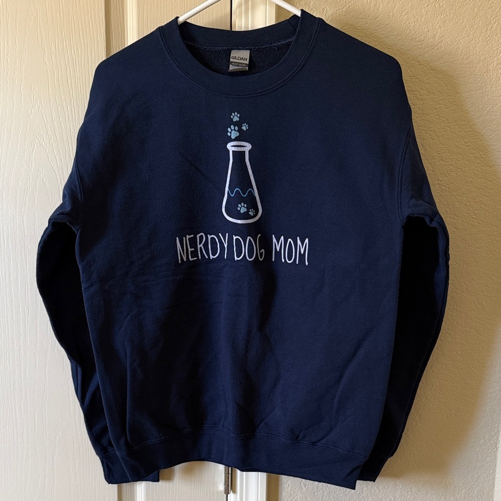 NWOT Navy blue science print sweatshirt unisex size S